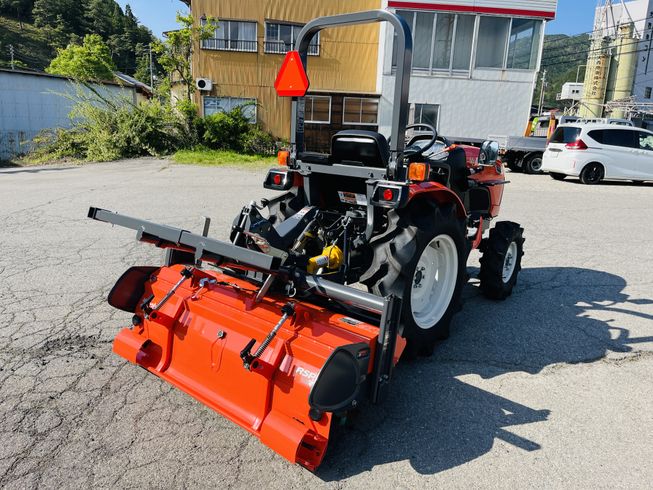 トラクター NB21SP 写真５