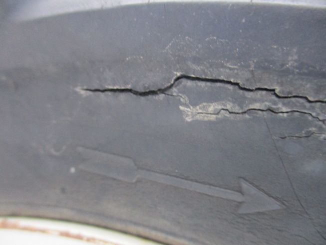 トラクター MT240 写真８