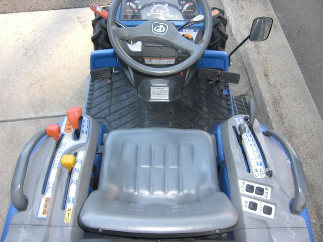 トラクター TM18-KXZA3V  　小型フル装備！ 写真２