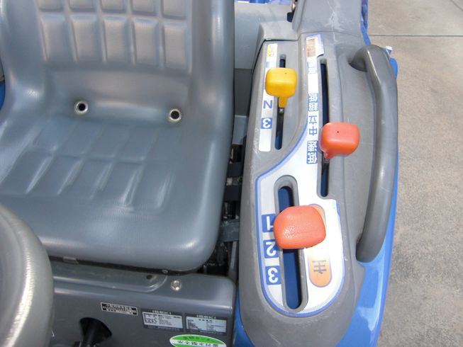 トラクター TM18-KXZA3V  　小型フル装備！ 写真４