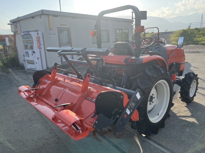 トラクター FT25MAJPP 写真２