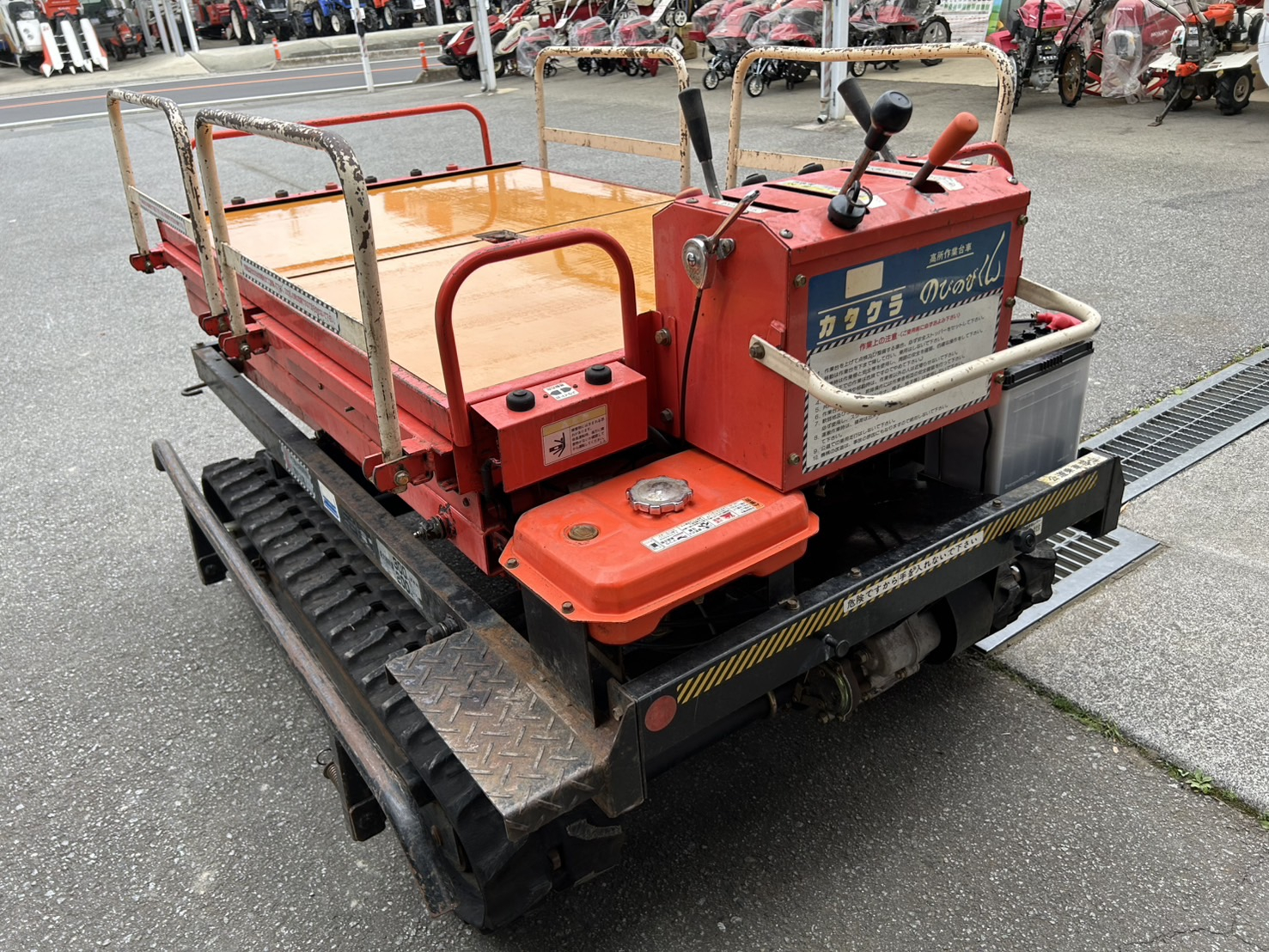 高所作業車 KL280E 写真４