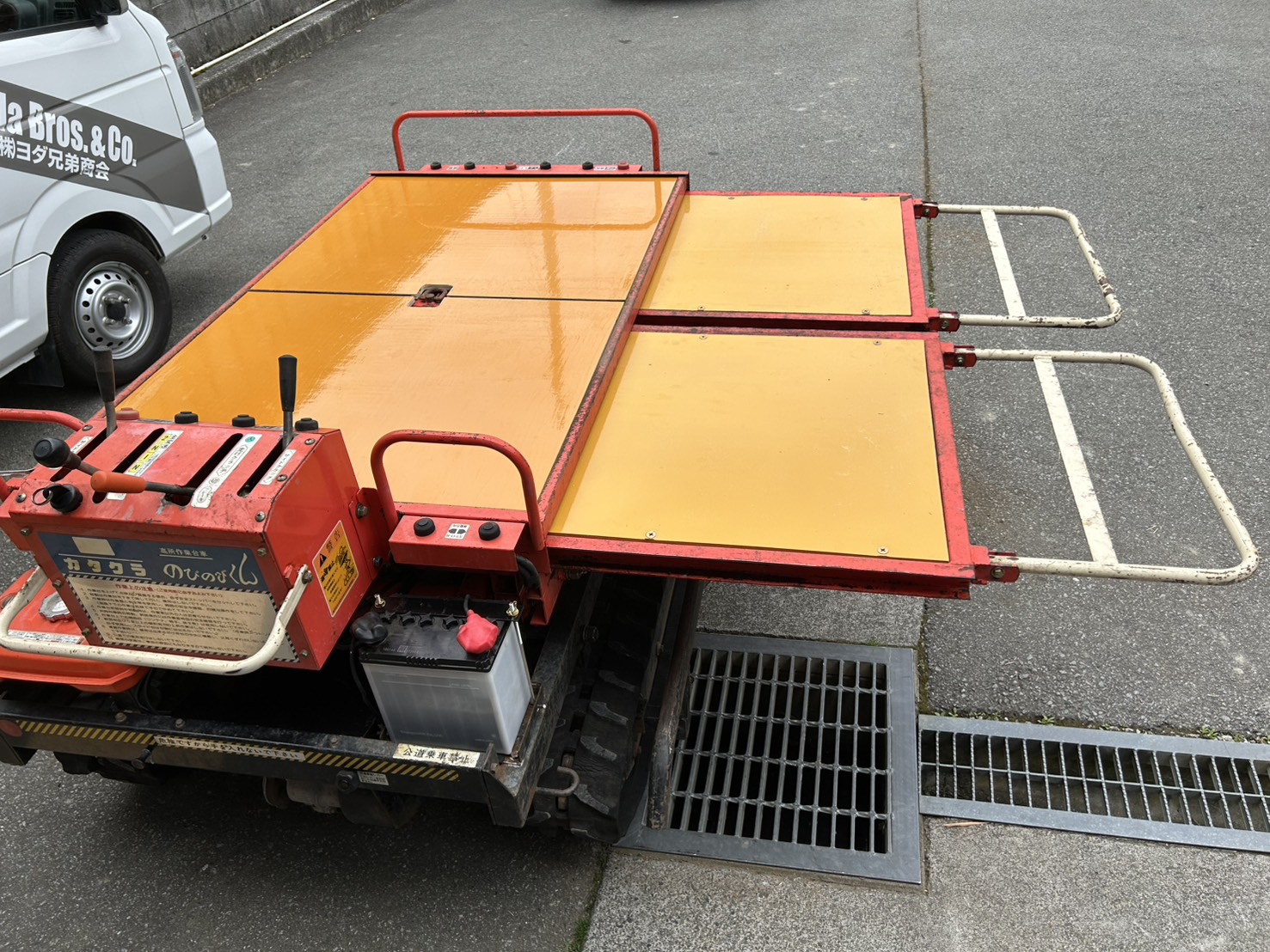 高所作業車 KL280E 写真７