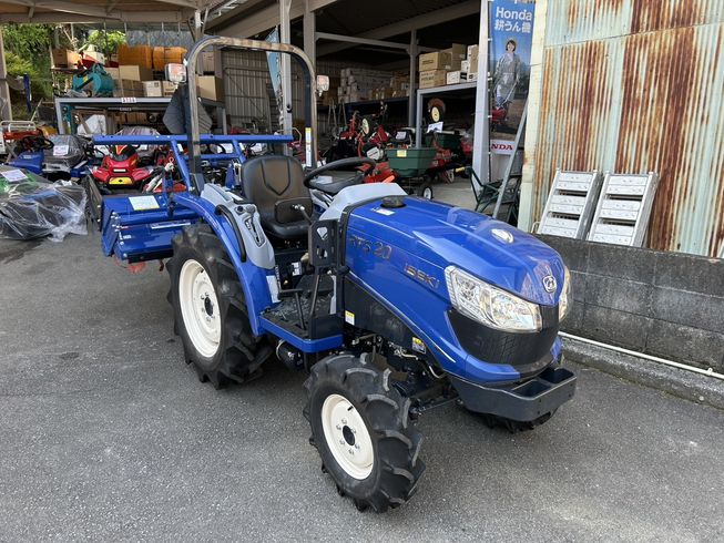 イセキ トラクター 写真