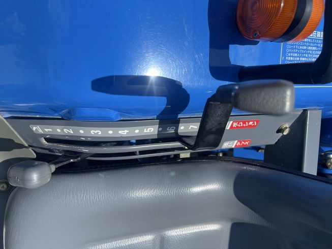 トラクター TM15F-D 写真５