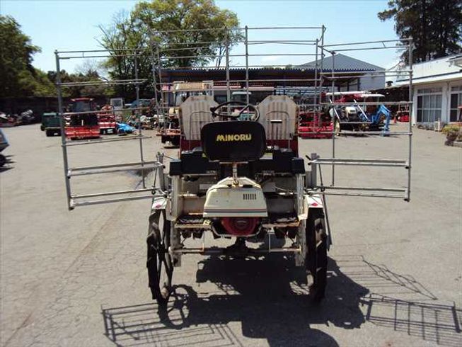 野菜移植機 OPR-4 写真３