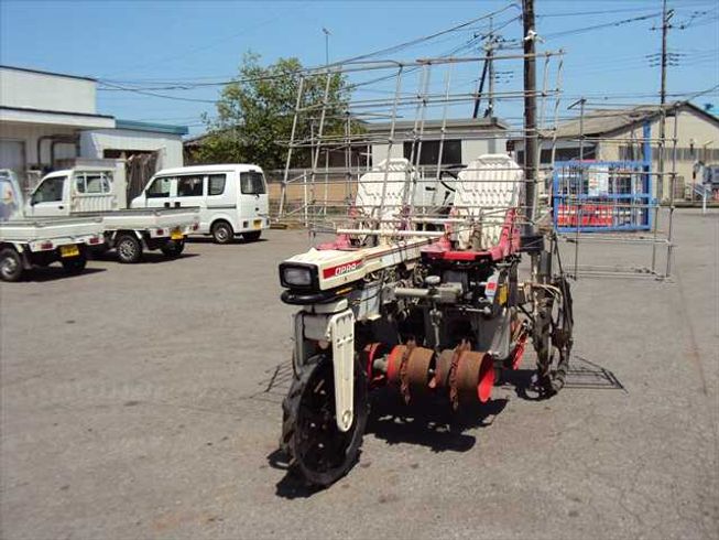 野菜移植機 OPR-4 写真５