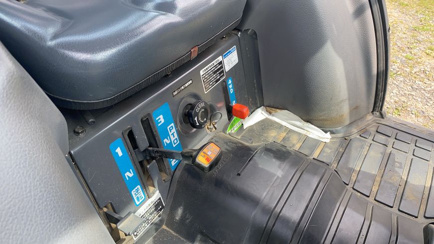 トラクター KT300QBMARP 写真９