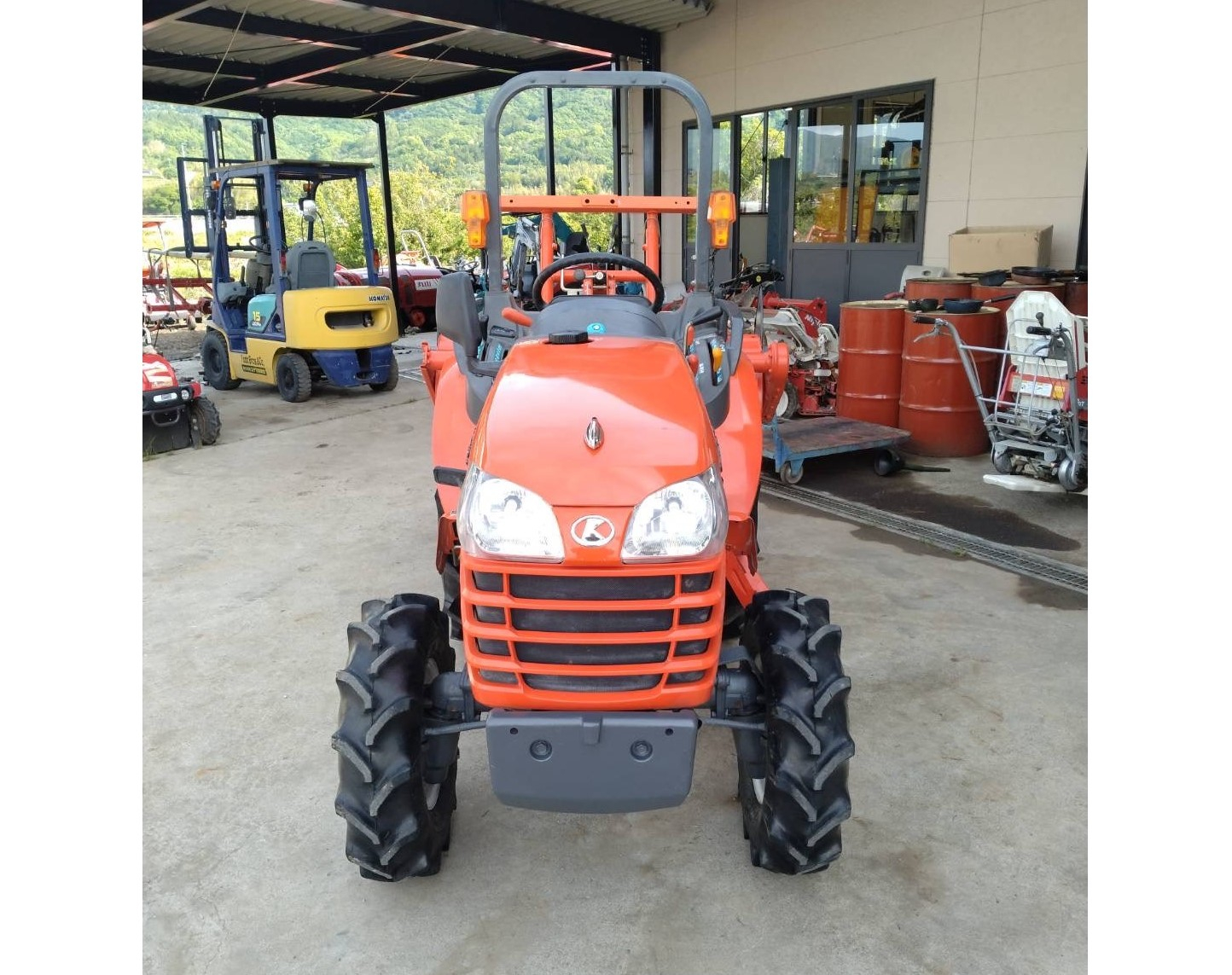 クボタ トラクター 写真