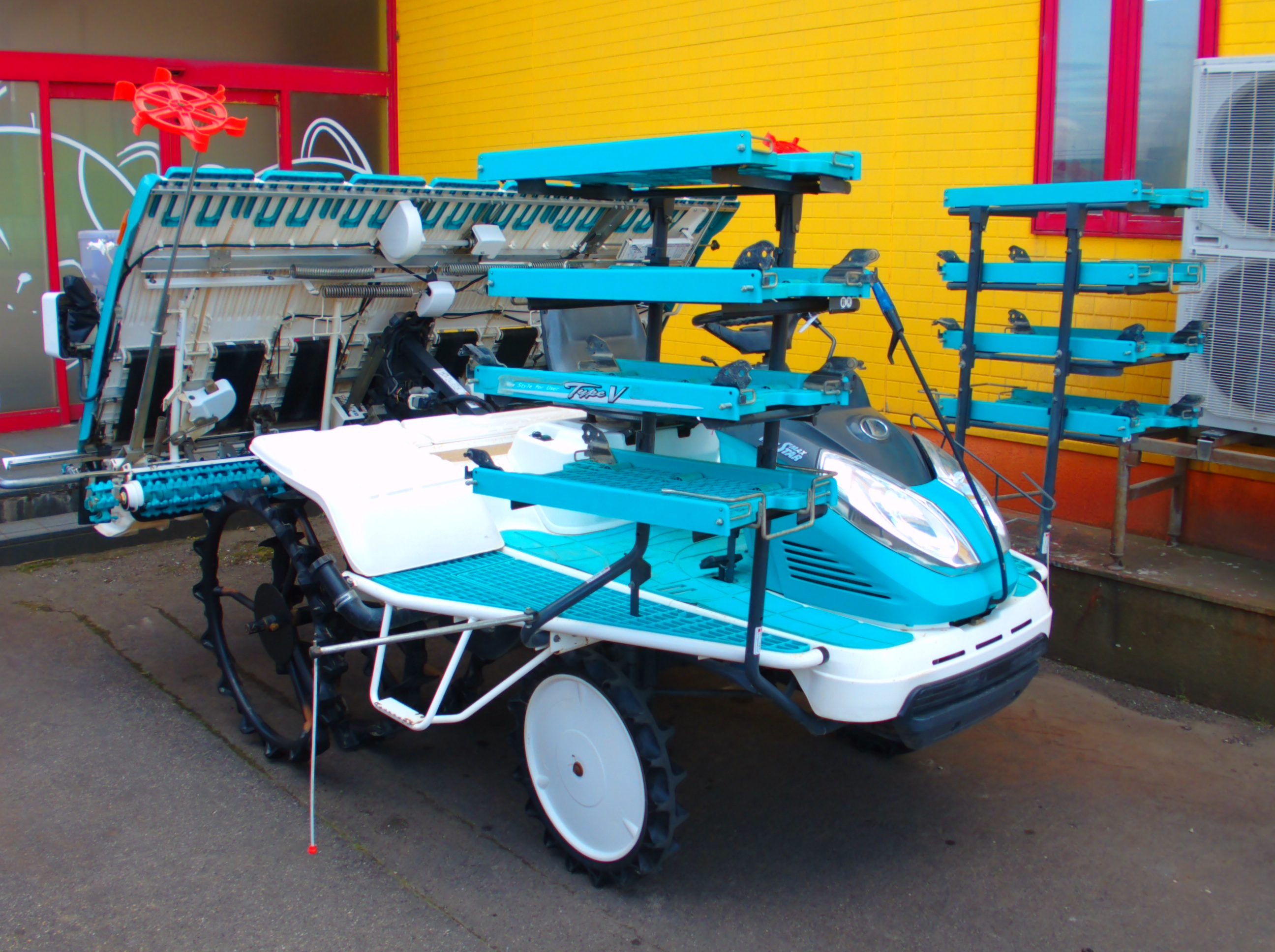 クボタ 田植機 写真