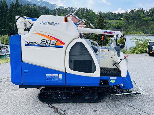 コンバイン HVF218G-ZKHWC 写真７