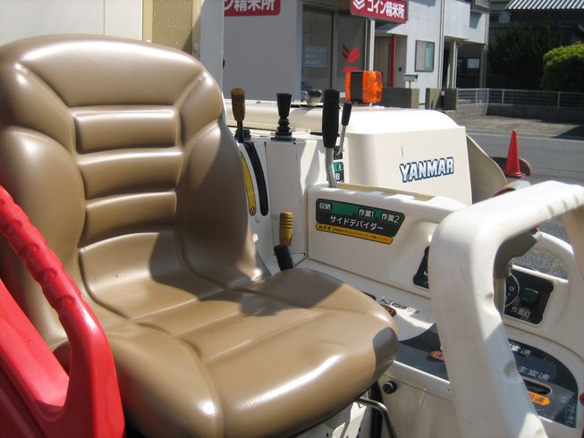 コンバイン AJ 217 MHL 写真９