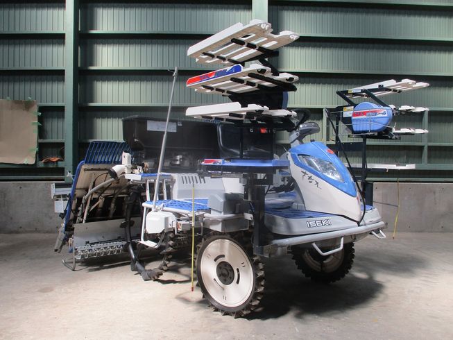 田植機 NP80D-LF 写真２