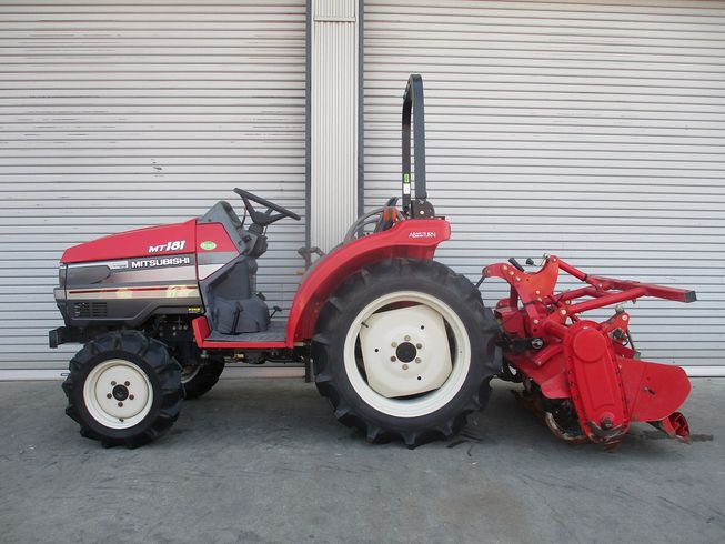 トラクター MT181 写真４