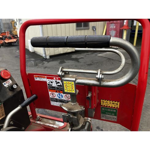 乗用摘採機 TFC-8 写真８