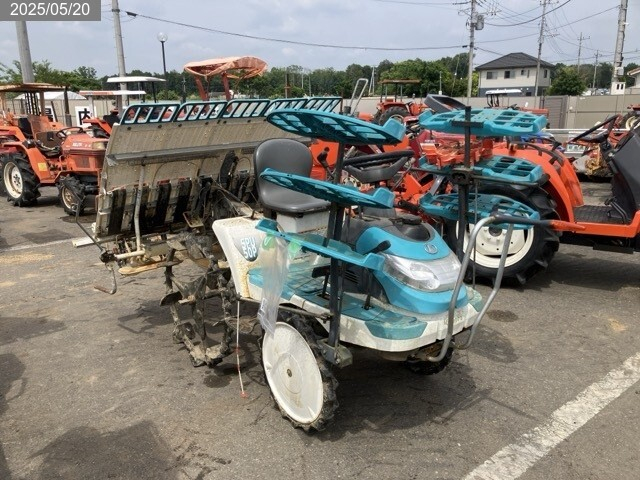 クボタ 田植機 写真
