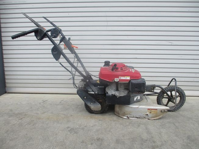 草刈機 UM660 写真４