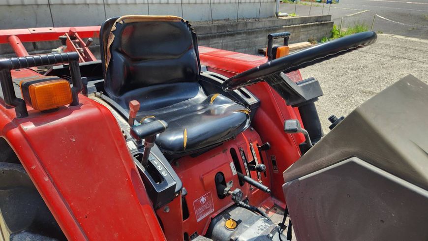 トラクター FX235 写真４