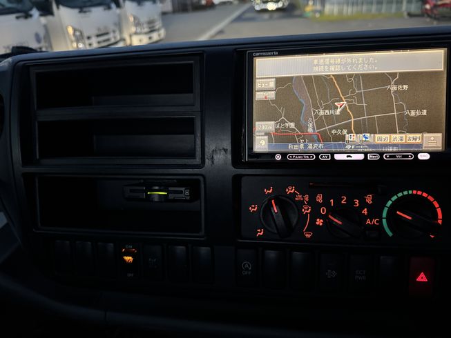 セルフローダー 積載車 TKG-XZU720M 写真12