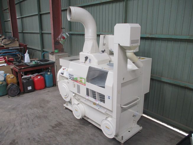 籾摺機 SMR305J 写真２