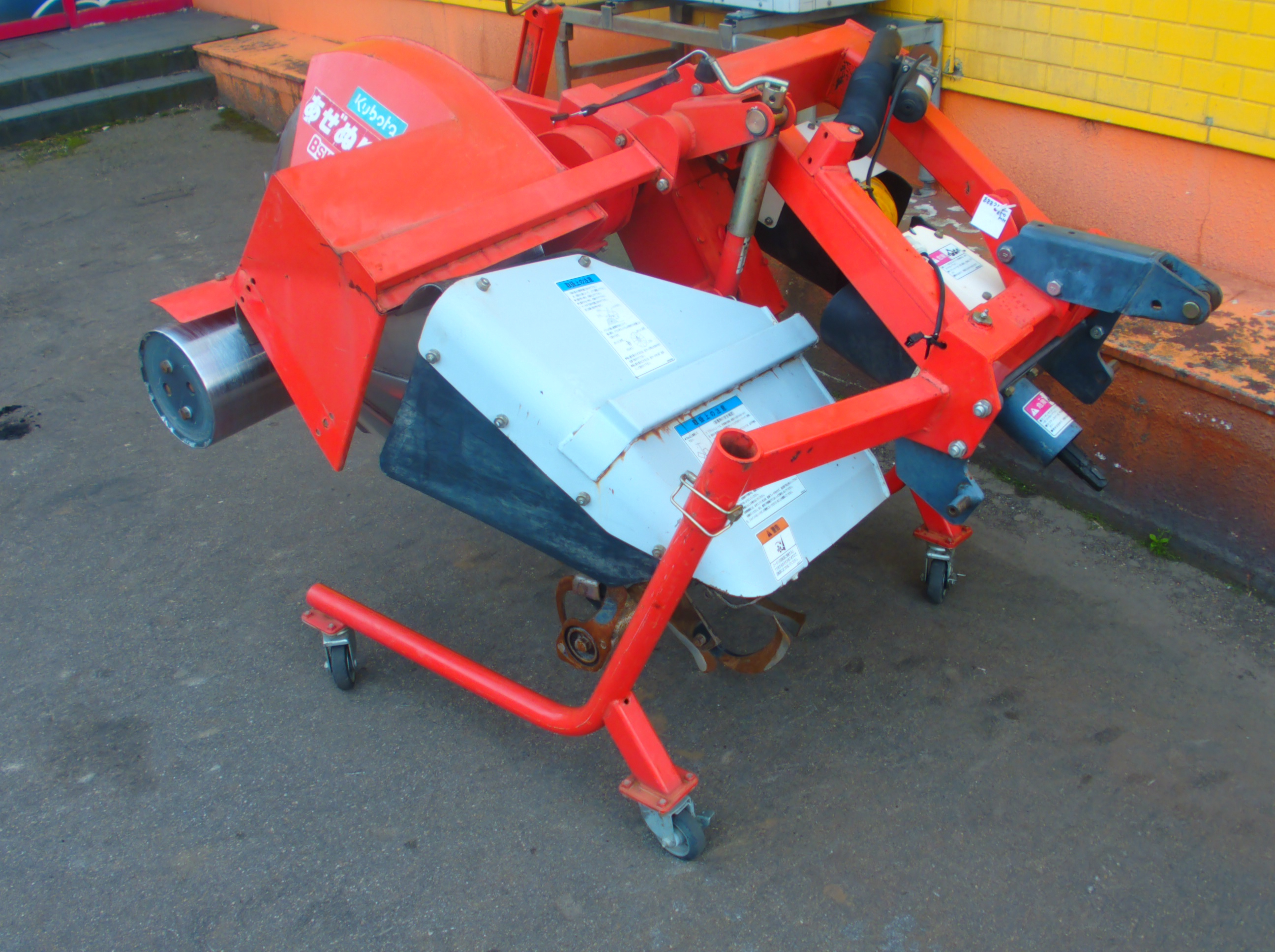 クボタ 畦塗機 写真