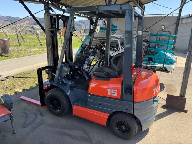 フォークリフト 6FD15 写真４