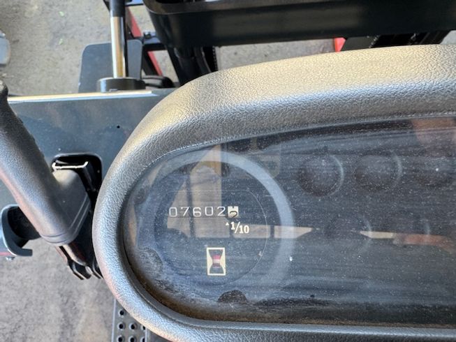 フォークリフト 6FD15 写真５