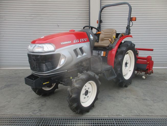 トラクター EG222 写真２