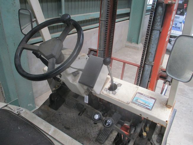 フォークリフト NH01M15 写真７