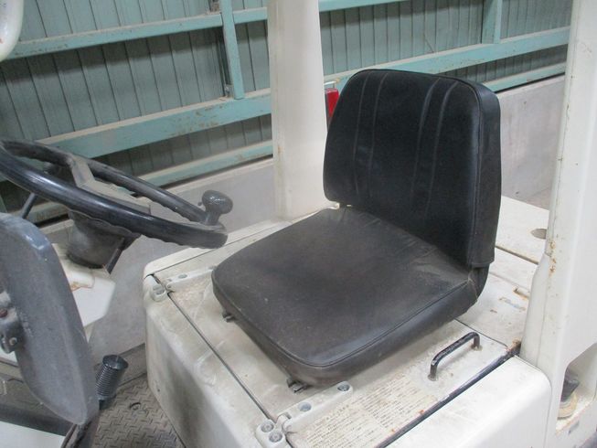 フォークリフト NH01M15 写真８