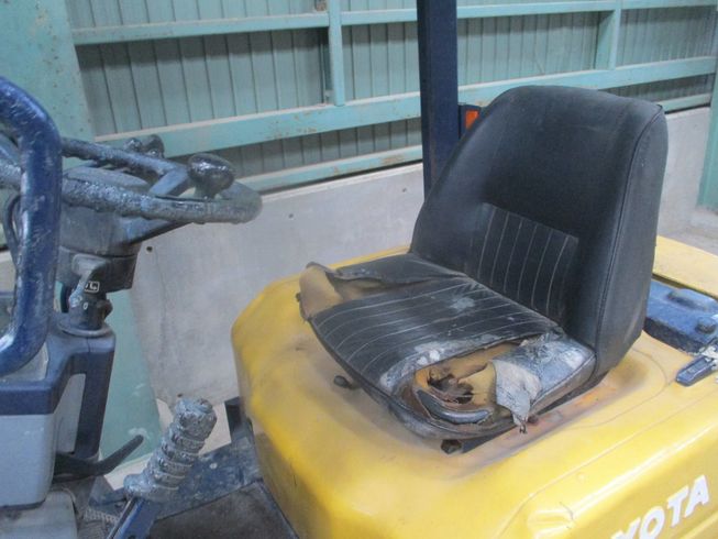 フォークリフト 02-5FD15 写真６