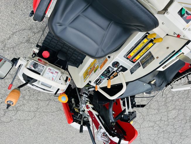 コンバイン Ee214WG 写真９