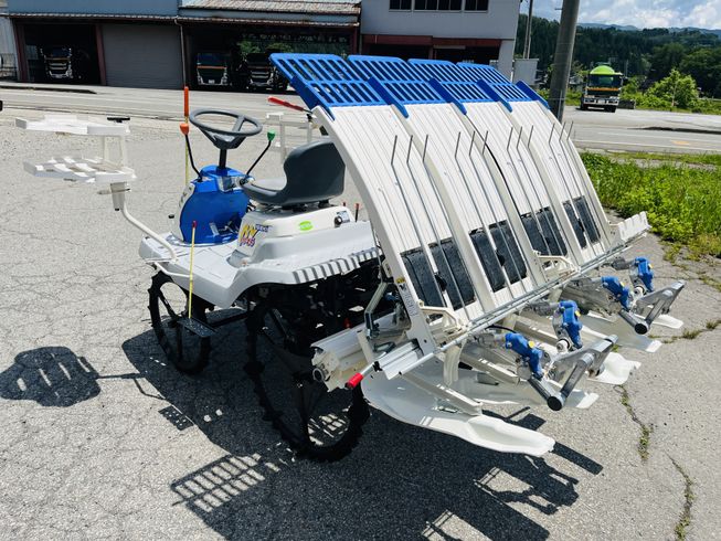 田植機 PPZ4-L 写真４