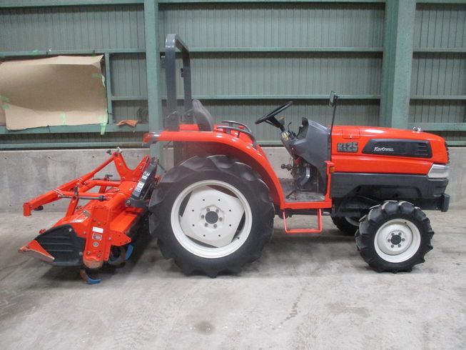 トラクター KL25 写真３