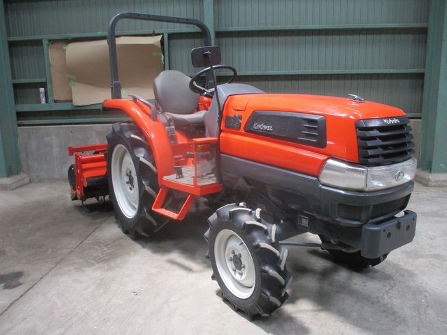 トラクター KL25 写真２