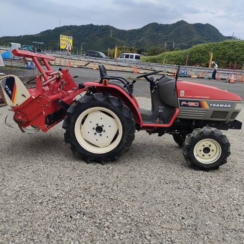 トラクター F-180 写真６