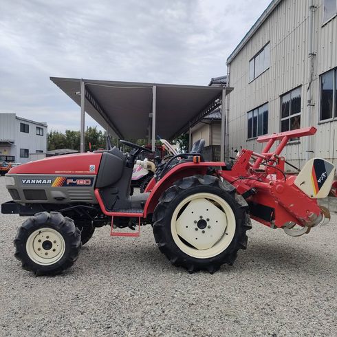 トラクター F-180 写真４