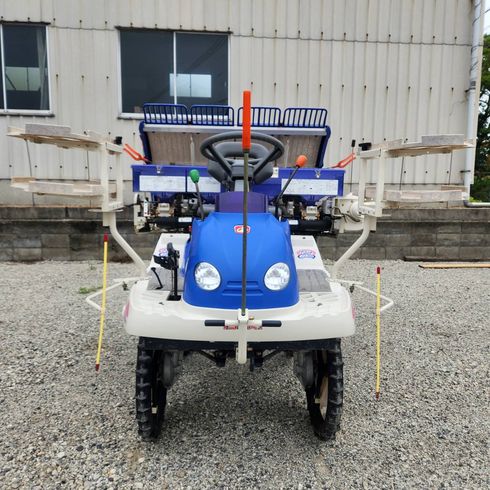 田植機 PQ4-DUF 写真２