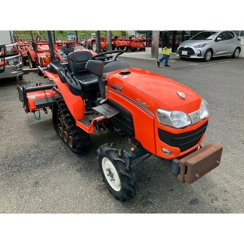 トラクター KB19 写真２