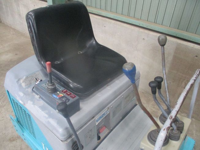 バックホー IS-7GX3 写真８