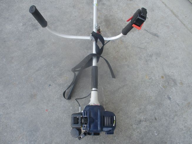 草刈機 KC230NX 写真４