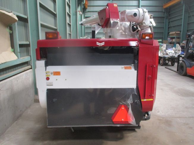 コンバイン YH323 写真３