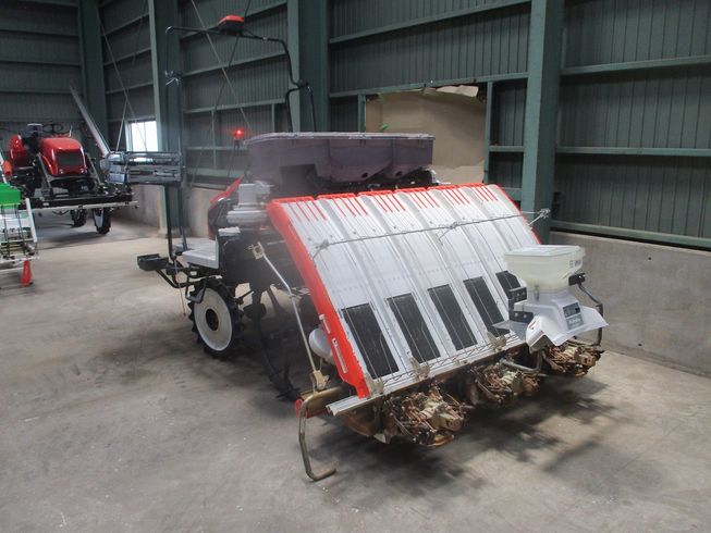 田植機 NW6S-FGS 写真４