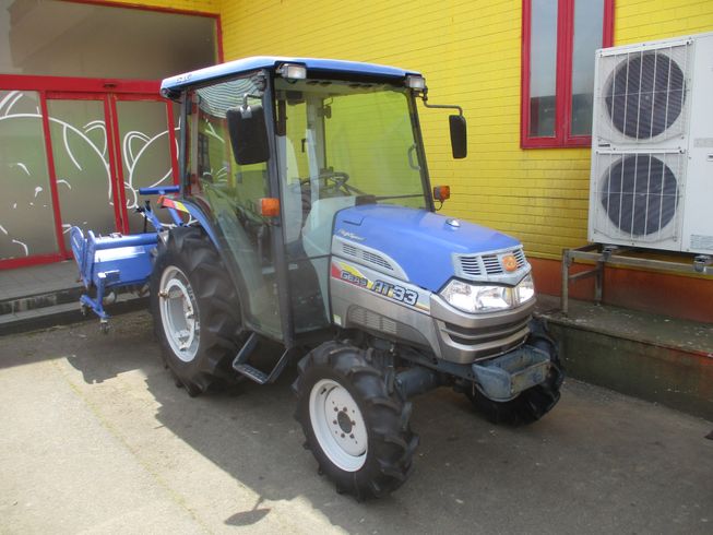 イセキ トラクター 写真