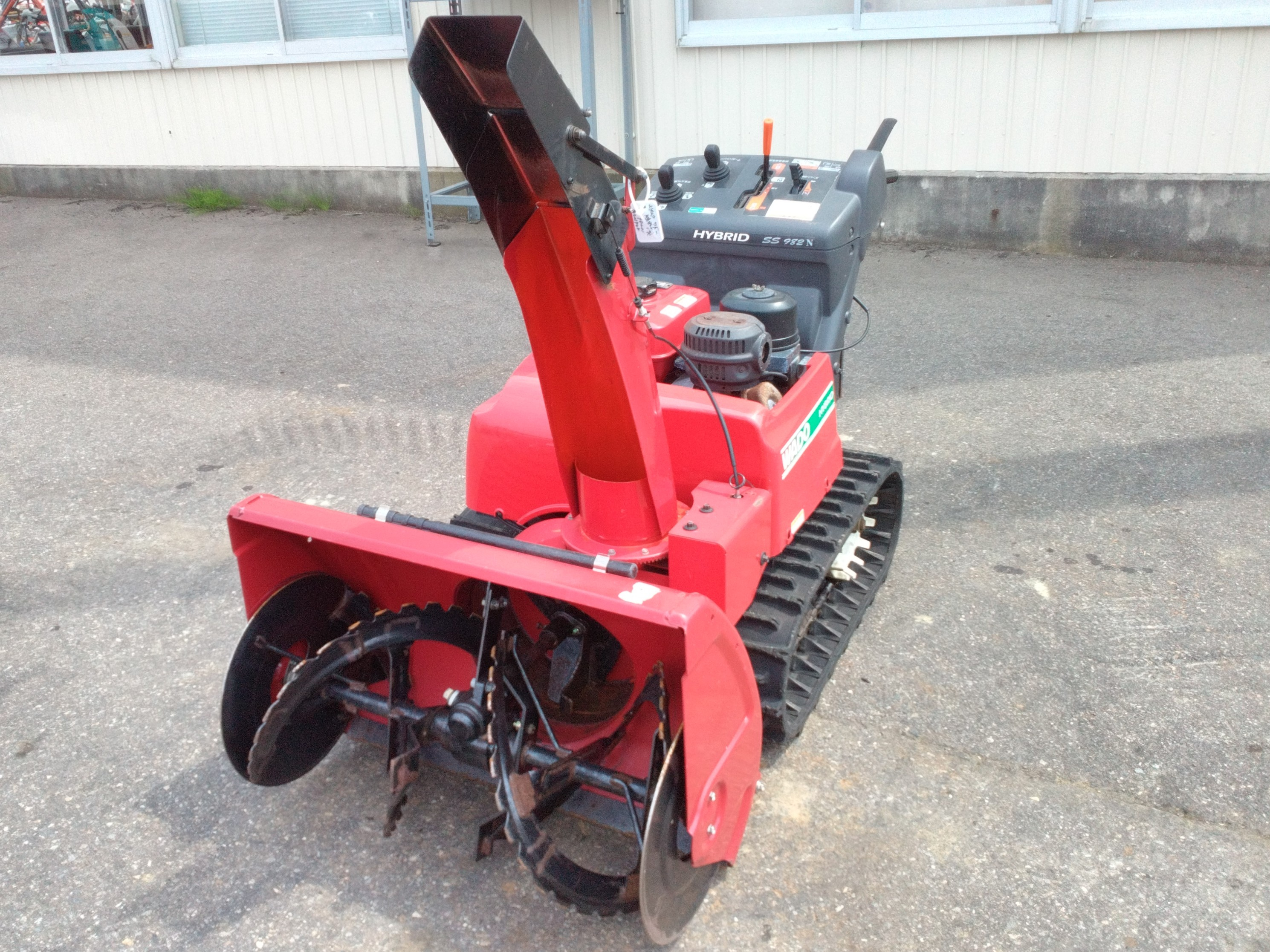 ワドー 除雪機 写真