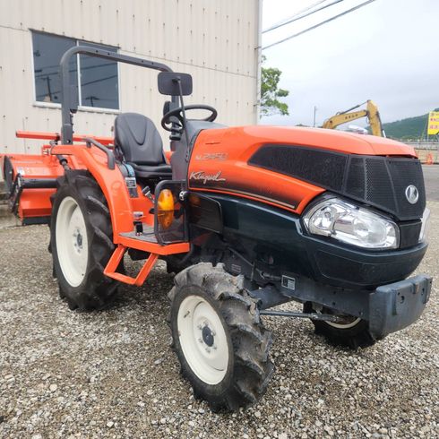 トラクター KL2450 写真３