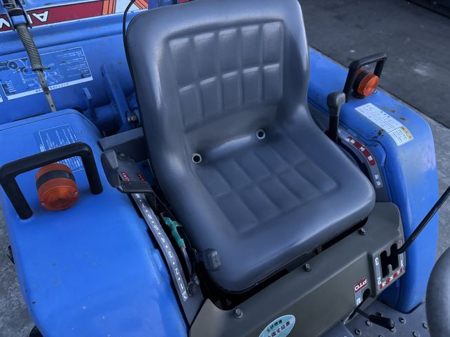 トラクター TM15F 写真５