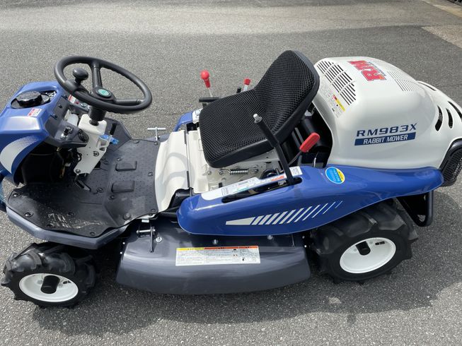 乗用草刈機 RM983X 写真５