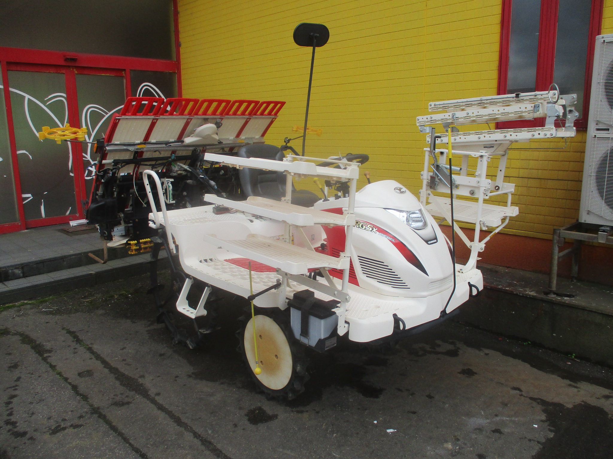 ヤンマー 田植機 写真