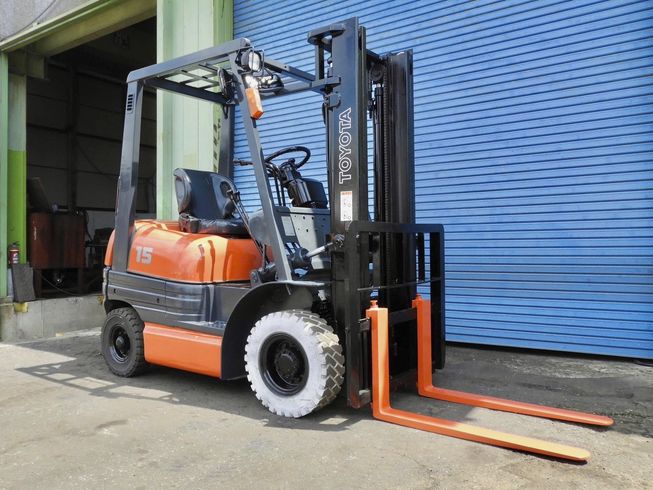 フォークリフト 6FG15 写真４